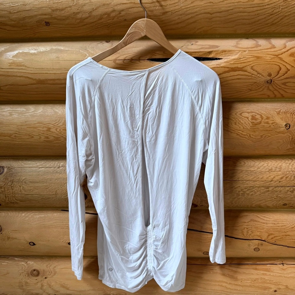 Lululemon Deep Stretch Long Sleeve Cinch Top in White.